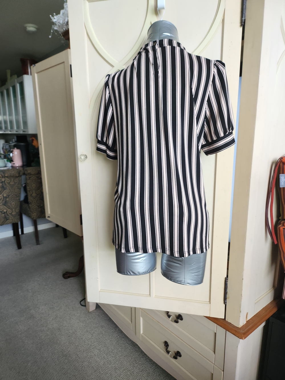 Adrianna Papell Black and Light Pink Striped Mock-Neck Blouse  NWOT - Picture 2 of 4